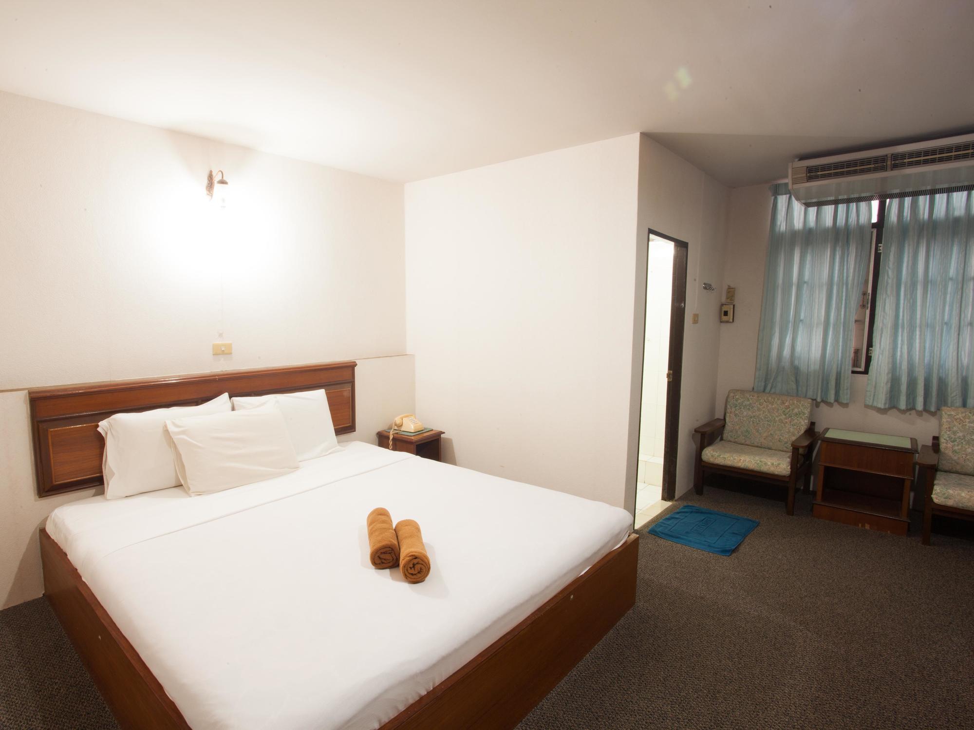 Imperial Sakon Hotel サコンナコン エクステリア 写真