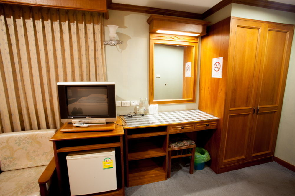 Imperial Sakon Hotel サコンナコン エクステリア 写真